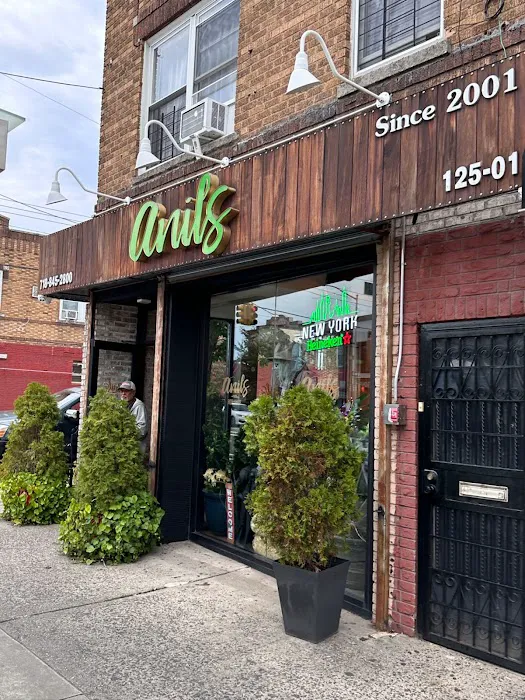 Anil's Roti Shop Picture 3
