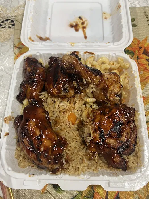 FAT MAN BBQ & GRILL Picture 3