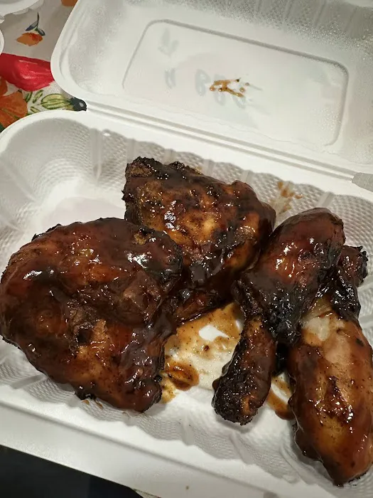 FAT MAN BBQ & GRILL Picture 4
