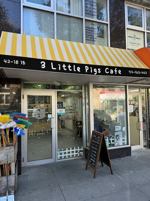 3 Little Pigs Cafe Picture 5