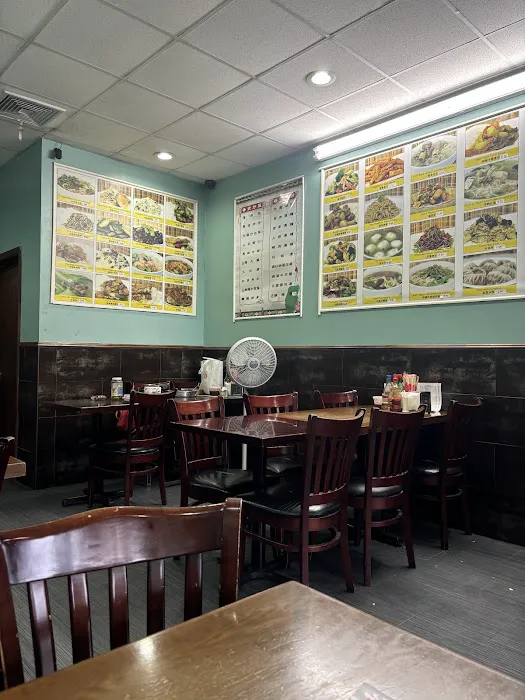 Red Mountain Noodle House Picture 3
