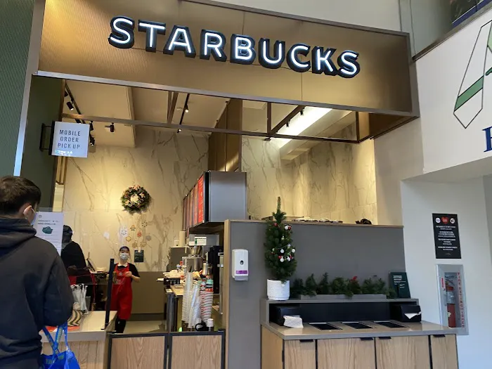 Starbucks Picture 3