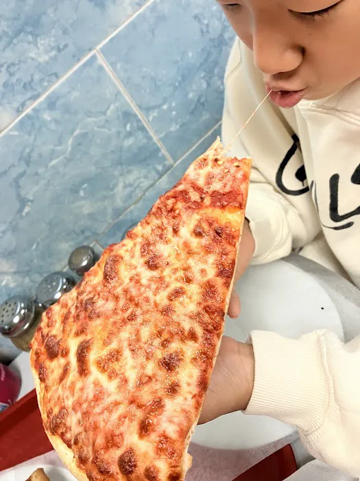 Delicias Pizza & Fried Chicken Picture 2