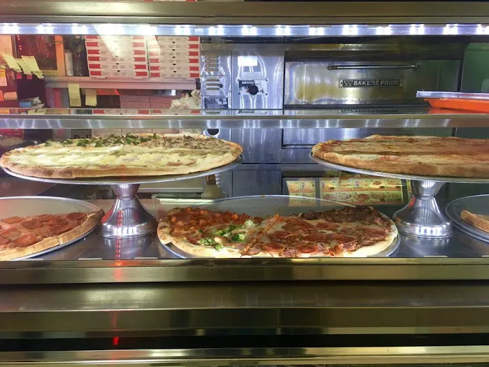Delicias Pizza & Fried Chicken Picture 5