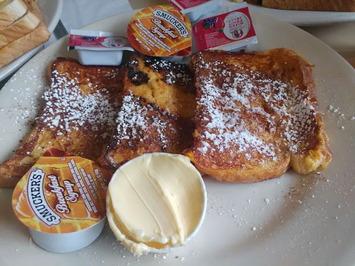 Sunrise Diner Picture 7