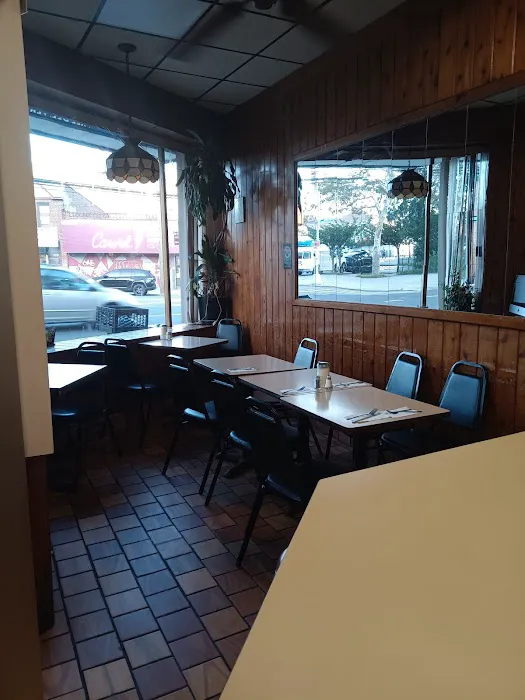 Sunrise Diner Picture 9