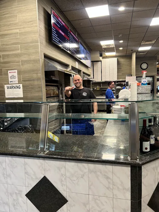 Gino's of Kissena Picture 6