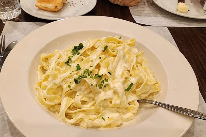 Gino's of Kissena Picture 5