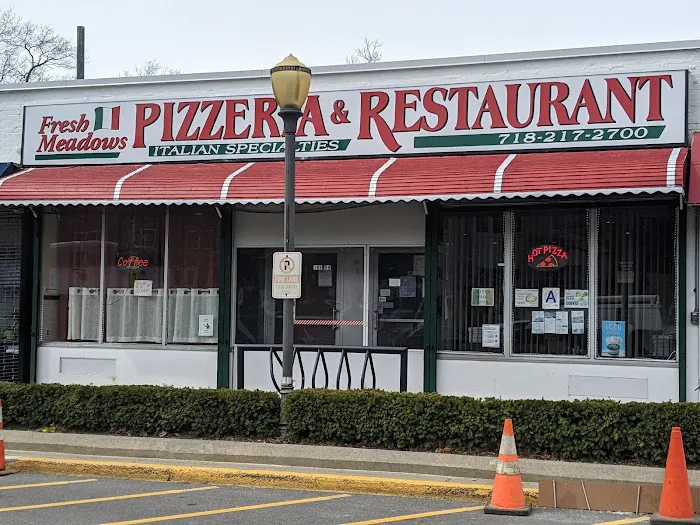 Fresh Meadows Pizzeria & Restaurant Picture 3