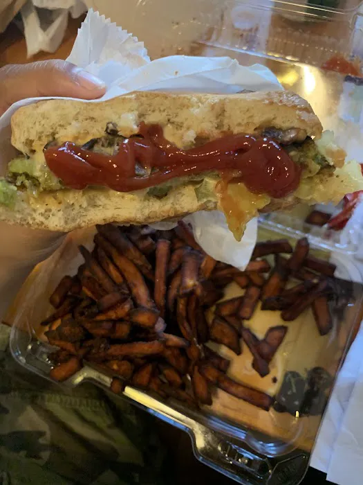 Danny's Deli Picture 4