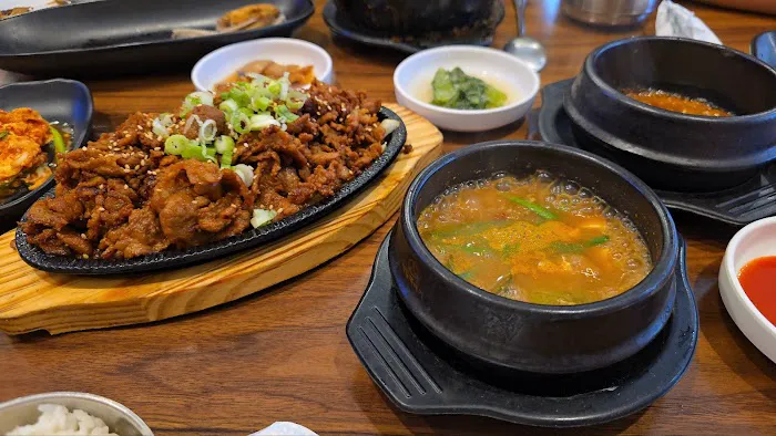 KTown Octopus House 낙지하우스 ㅣKorean restaurant, Korean Spicy Seafood Picture 3