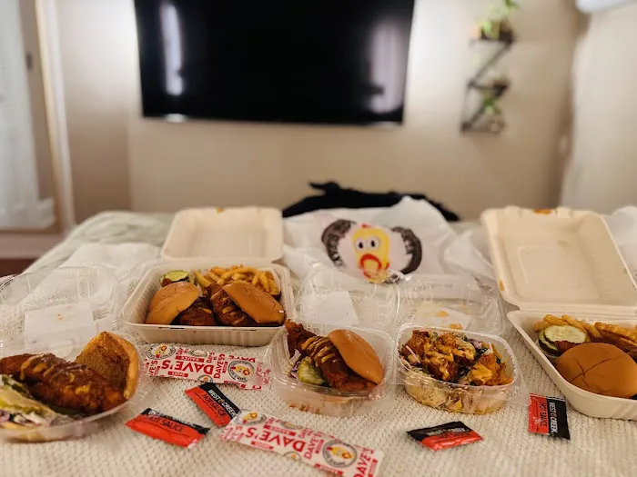 Dave's Hot Chicken Picture 7