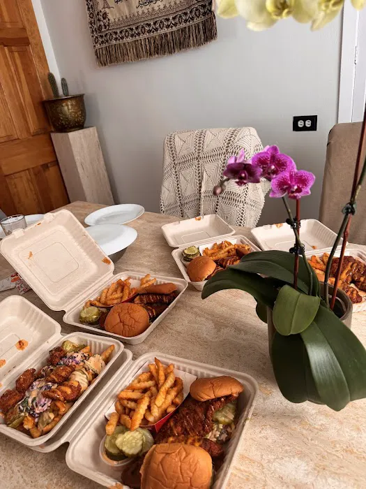 Dave's Hot Chicken Picture 9