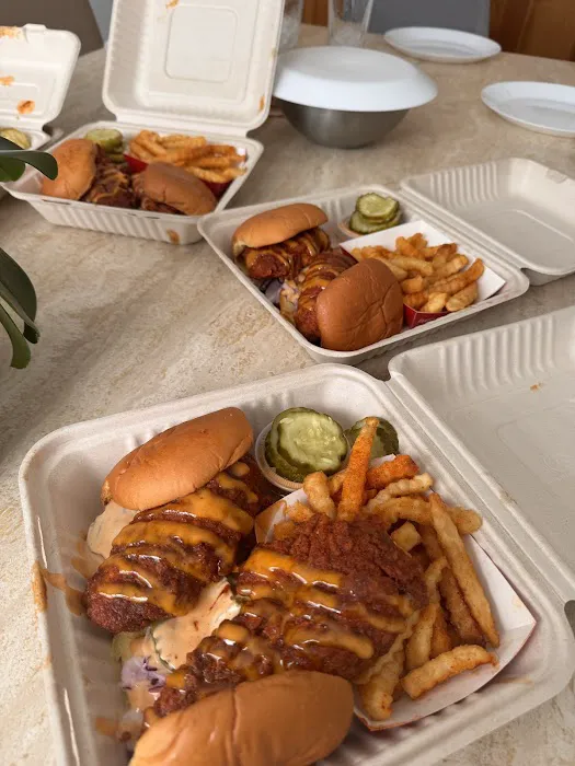 Dave's Hot Chicken Picture 5