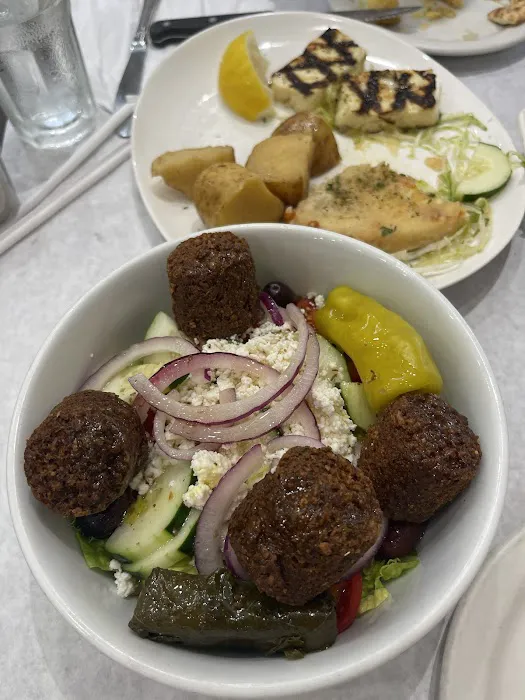 Greek Family Kitchen Picture 7