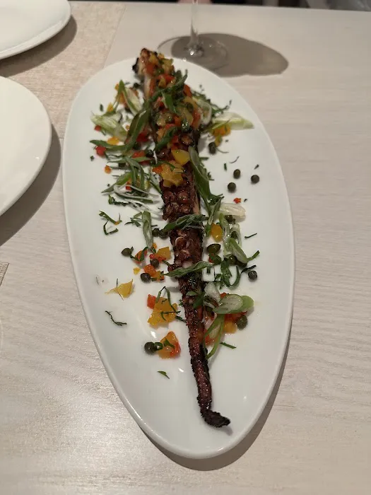 Neo Restaurant Picture 2
