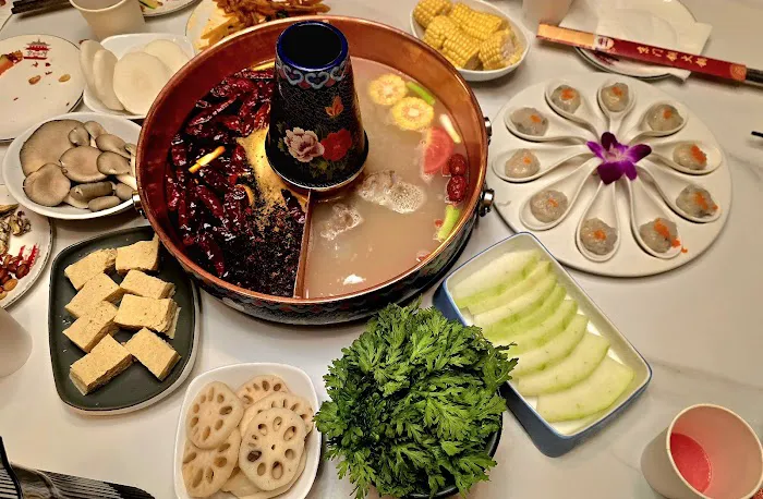 BeiJing Hot Pot 京门铜火锅 Picture 3