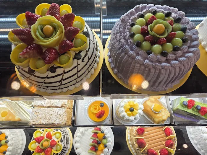Tai Pan Bakery Picture 8