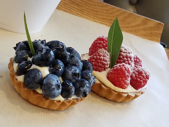 Paris Baguette Picture 9