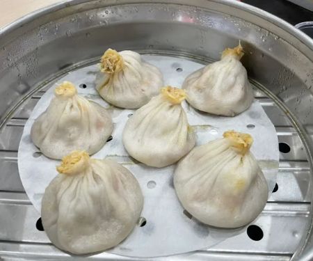 Diverse Dim Sum