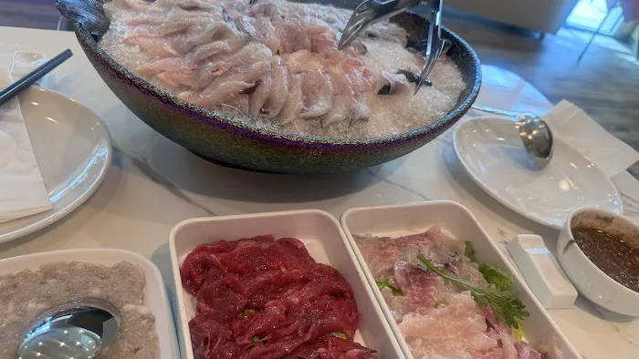 糖潮火锅(海鲜)城 Golden HotPot King Picture 1