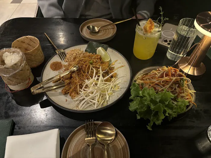 Siam Thai eatery Picture 4