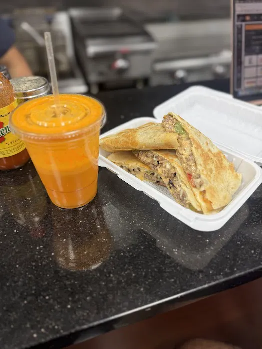 Queen Bee Deli Picture 6