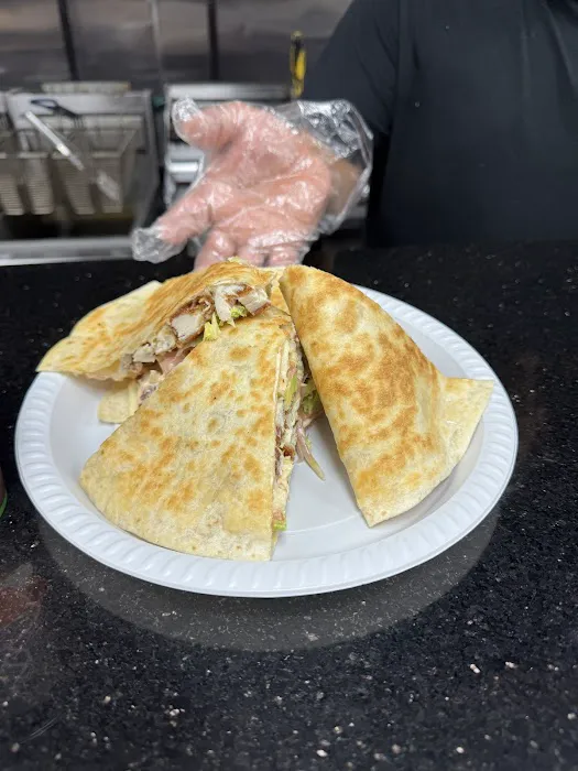 Queen Bee Deli Picture 7