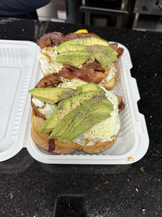 Queen Bee Deli Picture 9
