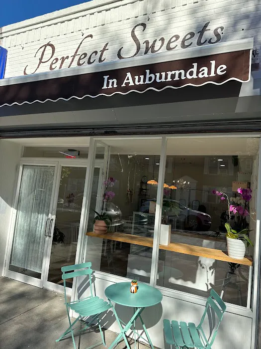 Perfect Sweets in Auburndale Picture 2