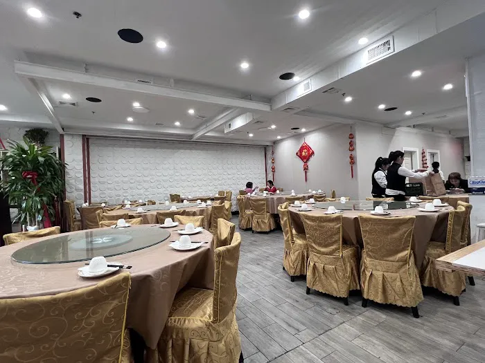 Long Yu Seafood Restaurant 十里香海鲜城 Picture 6