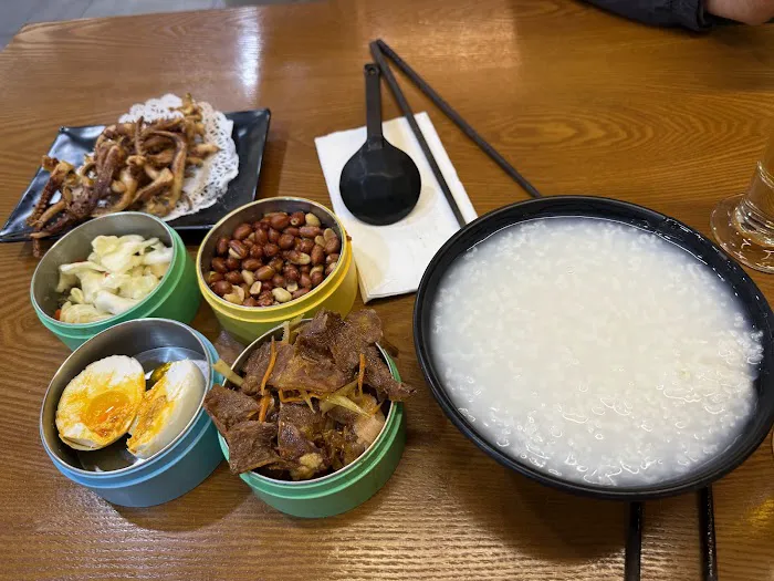Yunnan Noodle House Picture 10