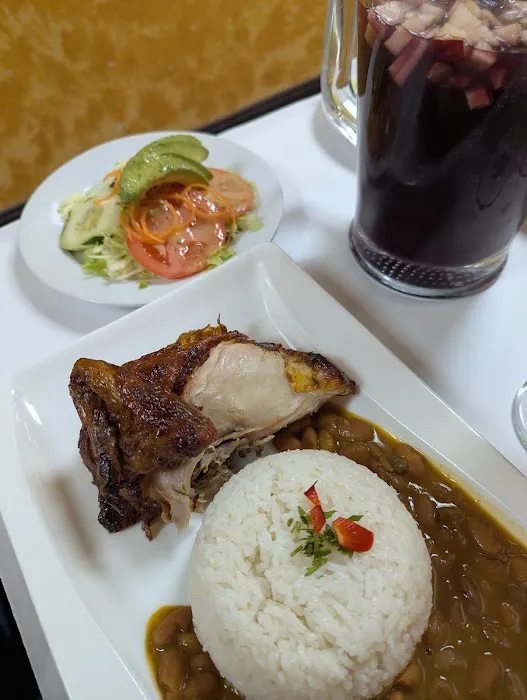 Pollos Cuzco Picture 4