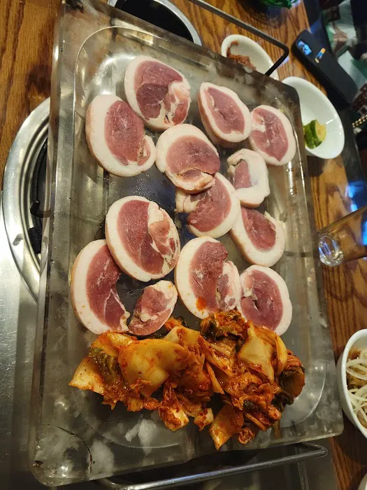 Han Joo (한주) | Korean Barbecue, Authentic Korean food, Cold Noodle, Soju, Lunch Picture 3