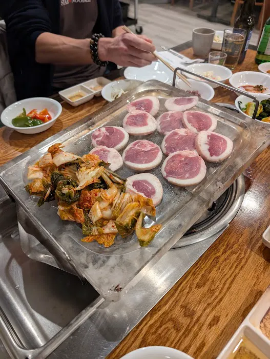Han Joo (한주) | Korean Barbecue, Authentic Korean food, Cold Noodle, Soju, Lunch Picture 9
