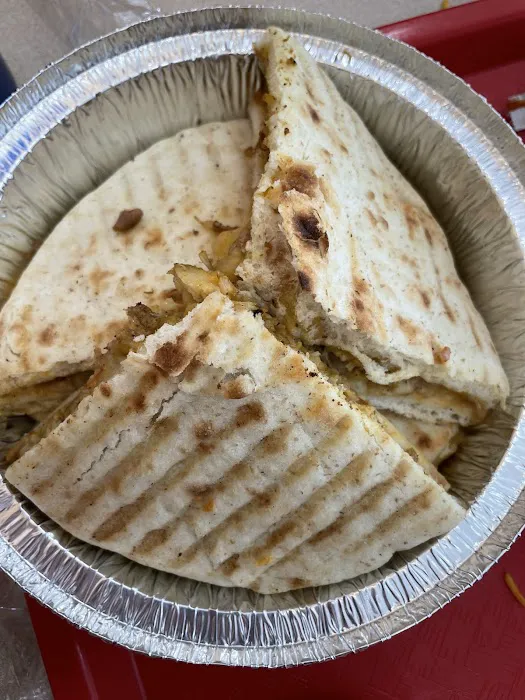 Gyro Qila Picture 8