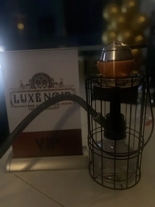 LUXÉ Noir Picture 1