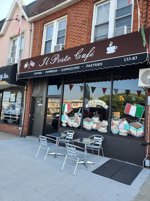 Il Posto Cafe Picture 10