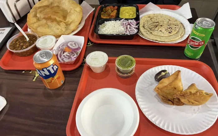 Desi King Snacks and Sweets Picture 3