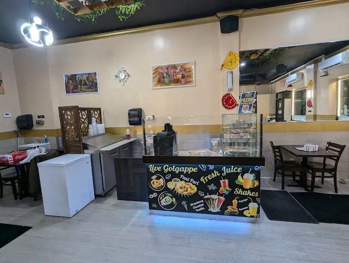 Desi King Snacks and Sweets Picture 1