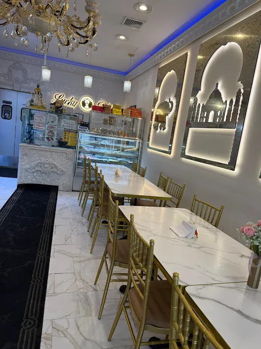 Lucky Dhaba Indian Restaurant Picture 4