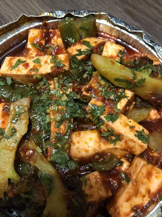 Lucky Dhaba Indian Restaurant Picture 8