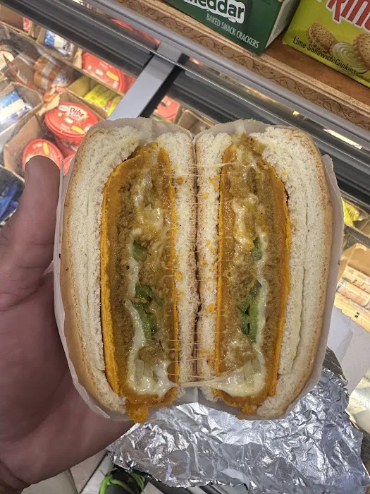 Buy Buy Deli & Grill Picture 1