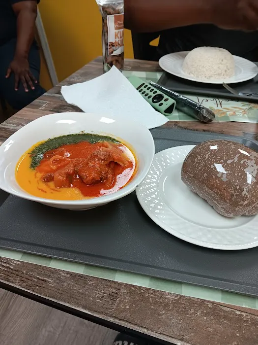 Olas Kitchen Picture 7