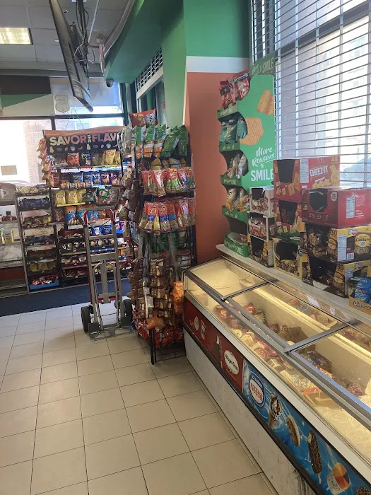 Elton Deli Picture 2