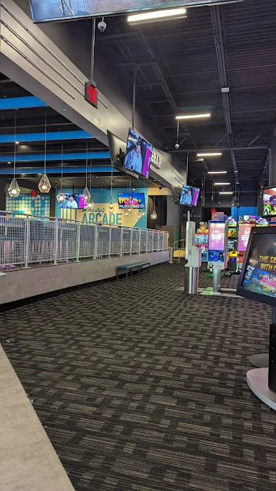 Dave & Buster's Brooklyn Picture 8