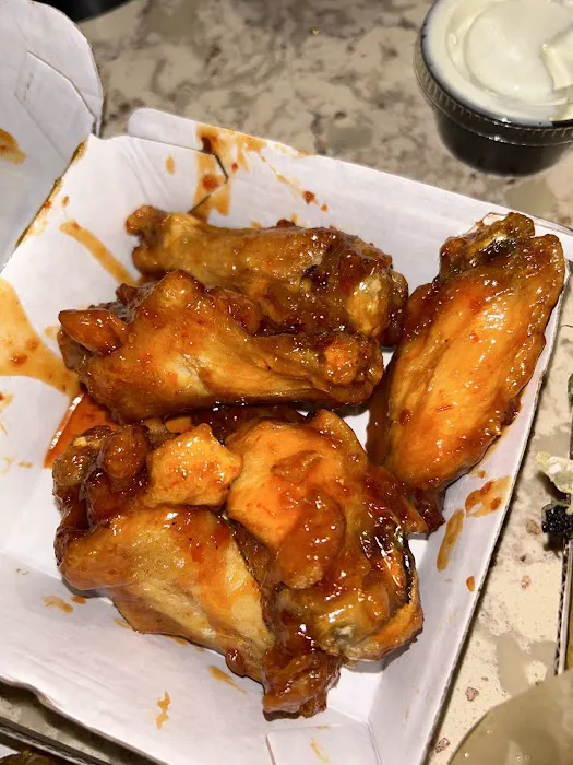 Buffalo Wild Wings Picture 9