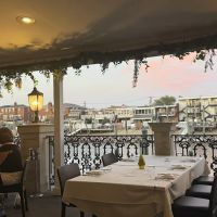 Vetro Restaurant & Lounge ico