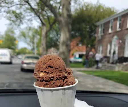 Dolly's Ices