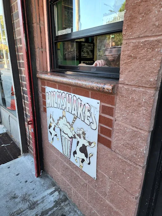 Dolly's Ices Picture 2